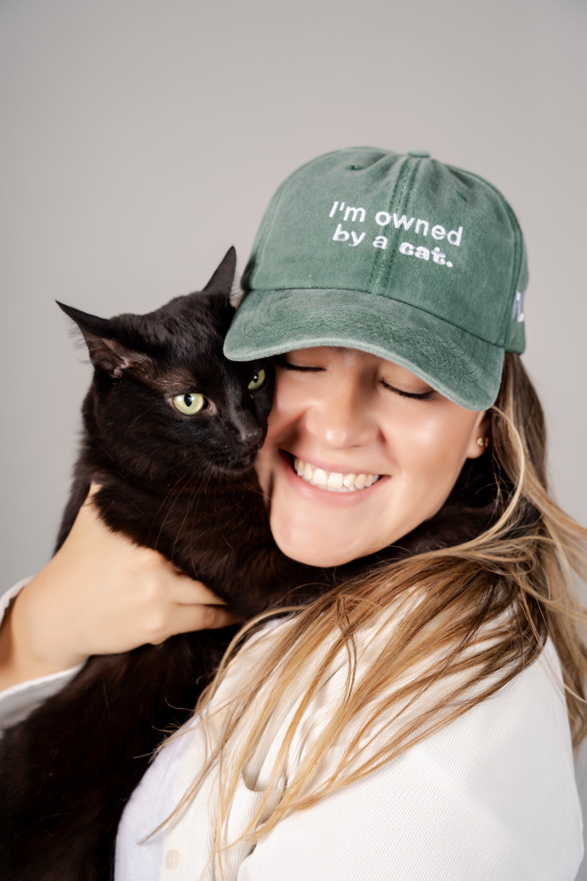 Cachucha Owned by a cat - Verde