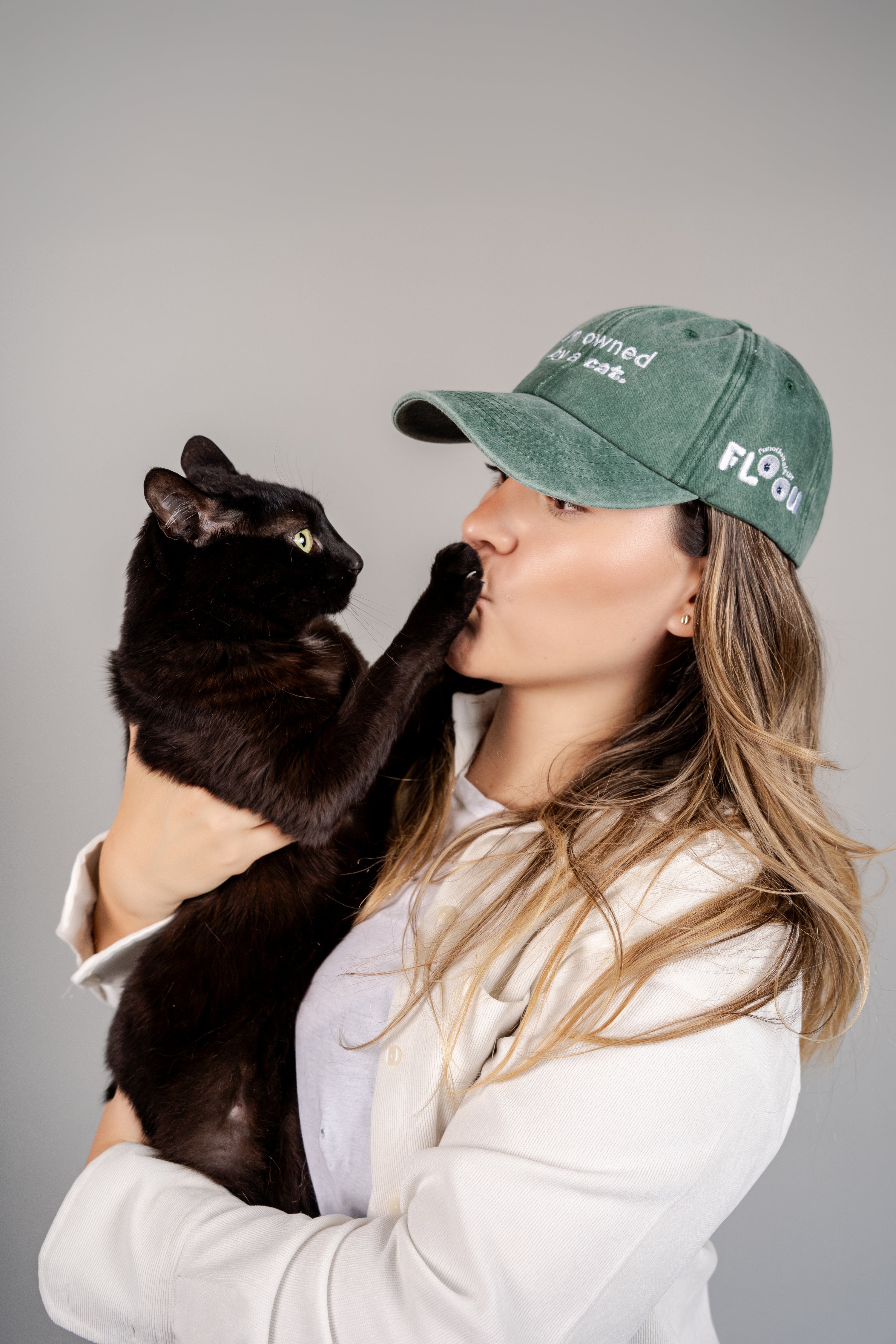 Cachucha Owned by a cat - Verde